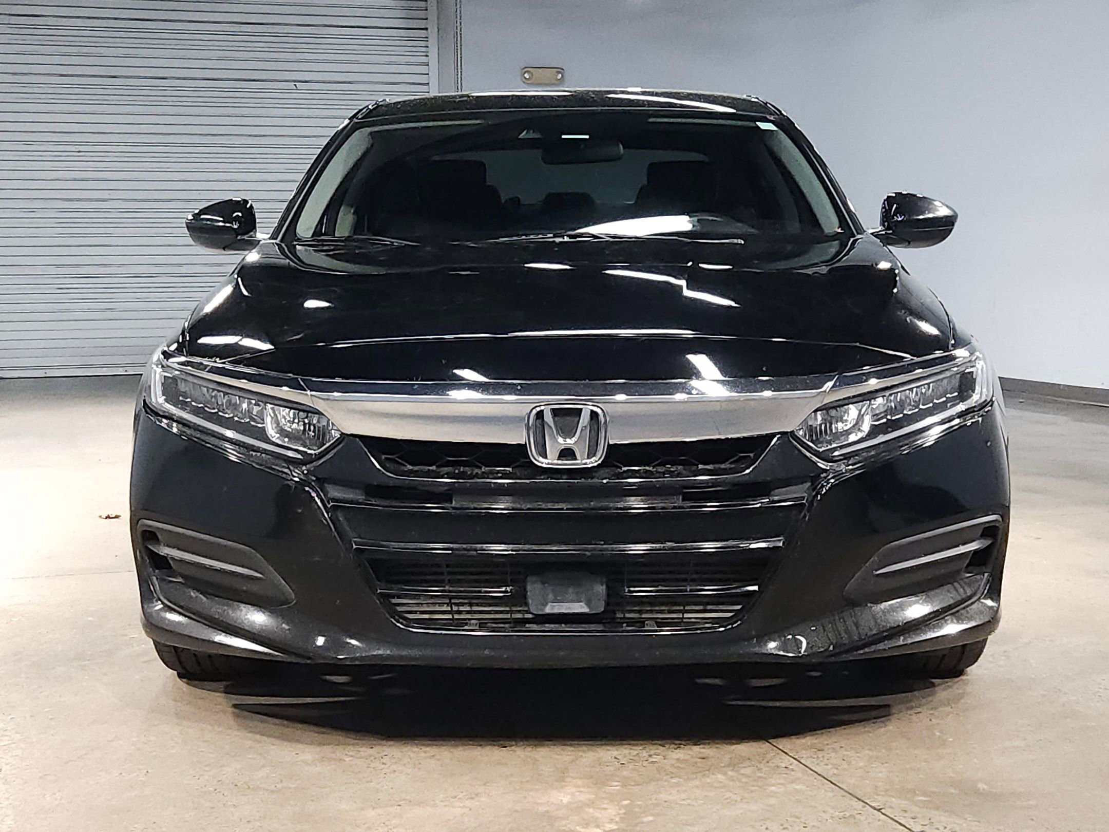 Used 2018 Honda Accord LX image 2