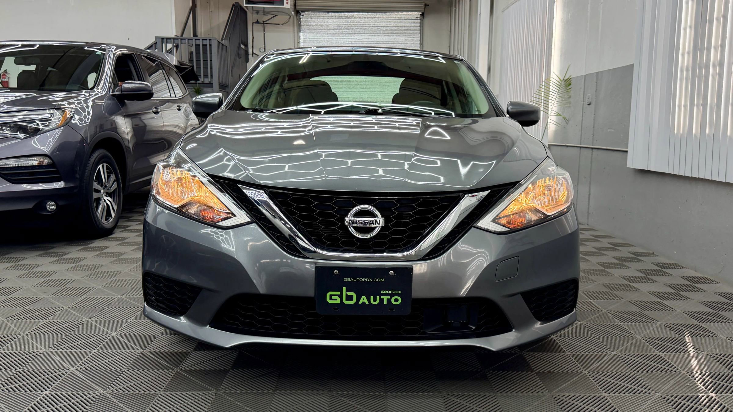 Used 2019 Nissan Sentra SV image 2