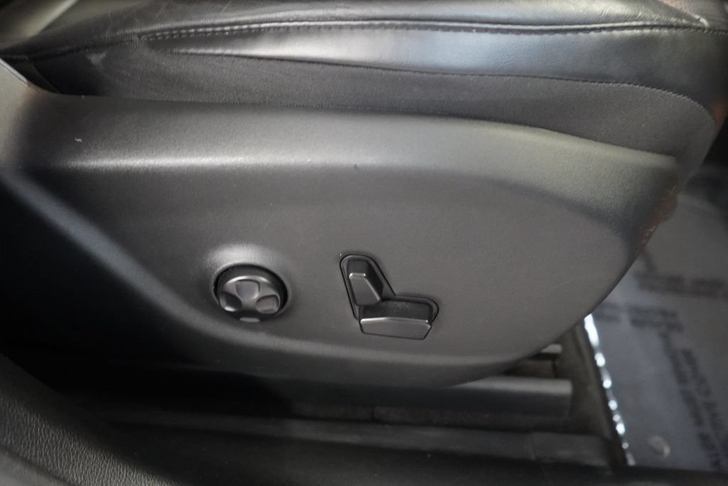 Used 2020 Jeep Cherokee Limited FWD image 21