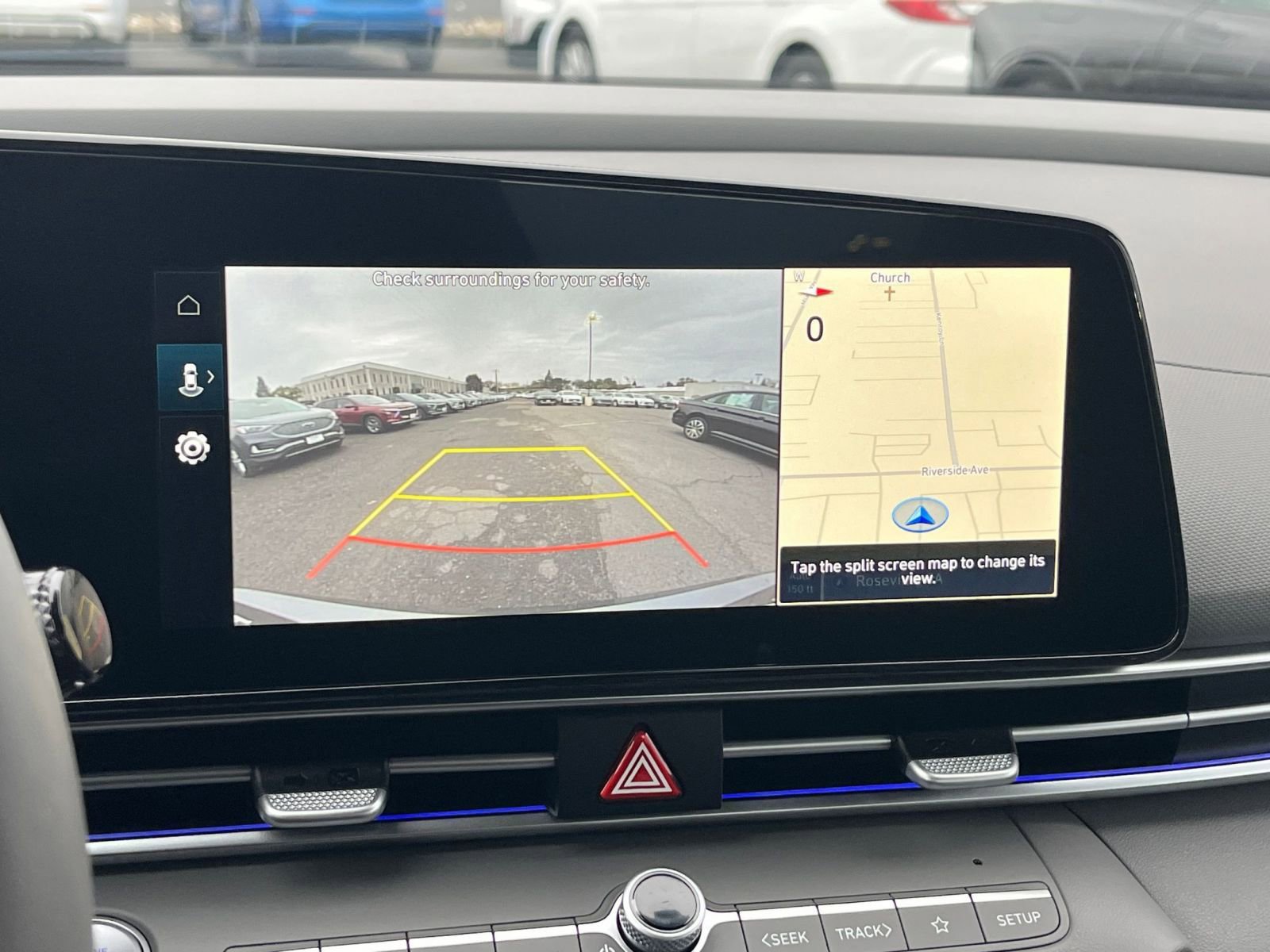 Used 2025 Hyundai Elantra SEL image 17