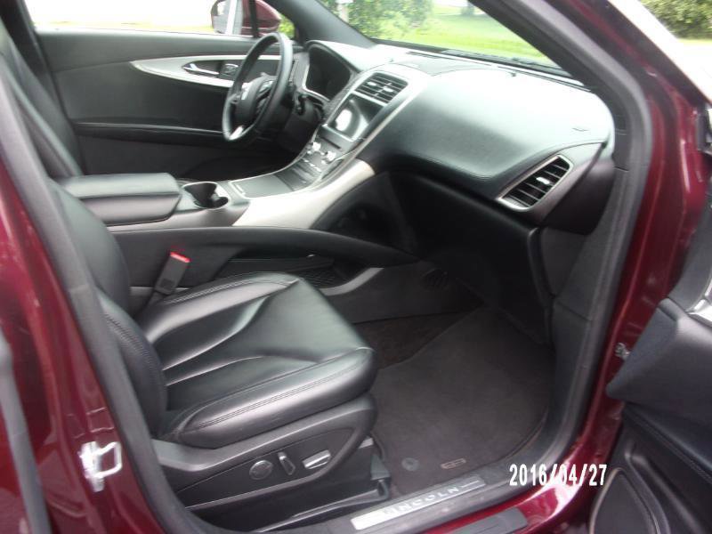 Used 2018 Lincoln MKX Premiere FWD image 13