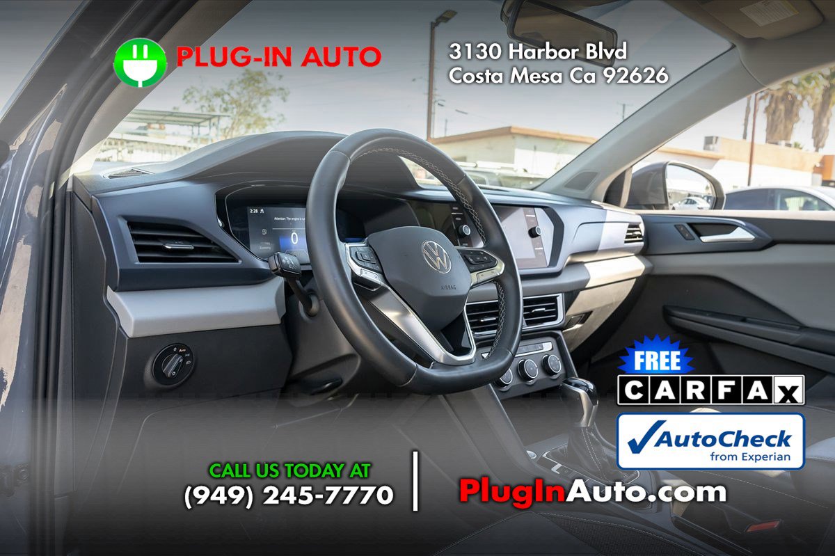 Used 2022 Volkswagen Taos SE w/ Panoramic Sunroof Package AWD/4WD image 6