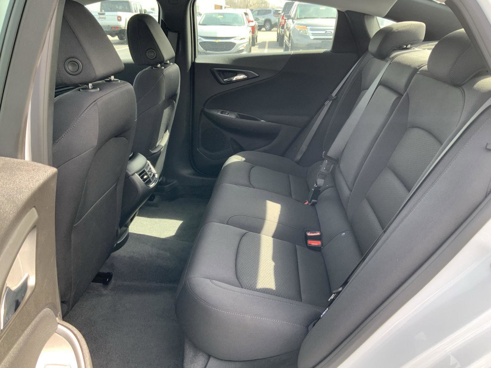 Used 2024 Chevrolet Malibu LT image 48