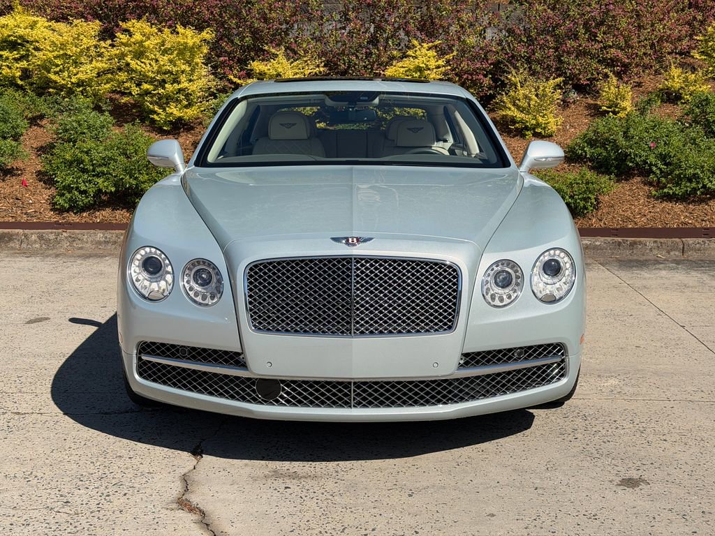 Certified 2018 Bentley Flying Spur V8 AWD/4WD image 11