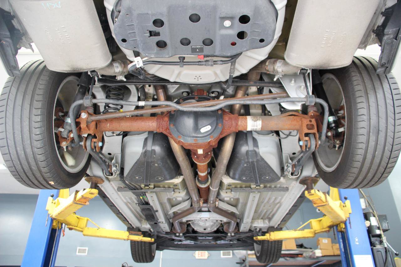Used 2010 Ford Mustang GT RWD image 88