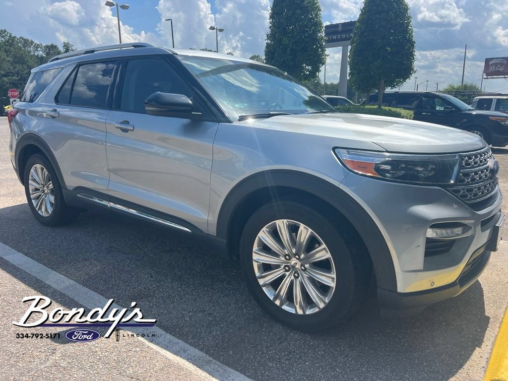 Used 2021 Ford Explorer Limited w/ Equipment Group 301A RWD image 3