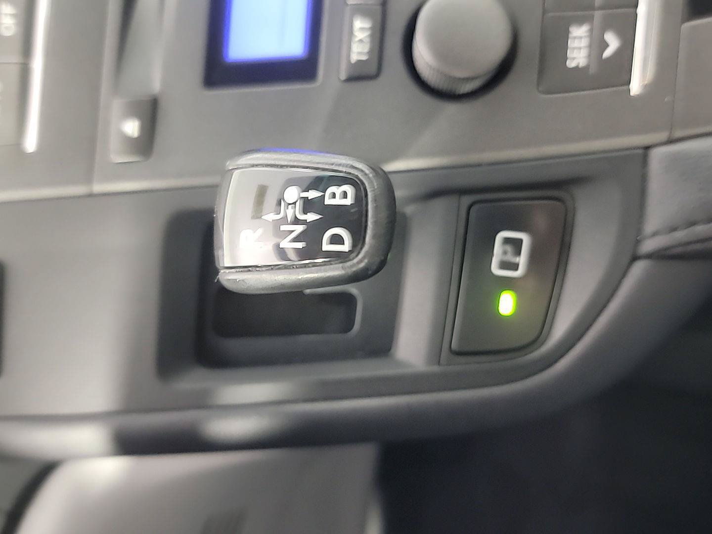 Used 2010 Lexus HS 250h FWD image 33
