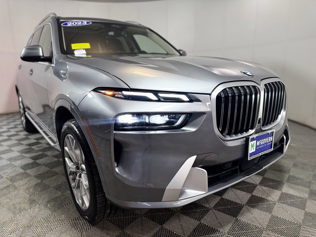 Used 2023 BMW X7 xDrive40i image 7