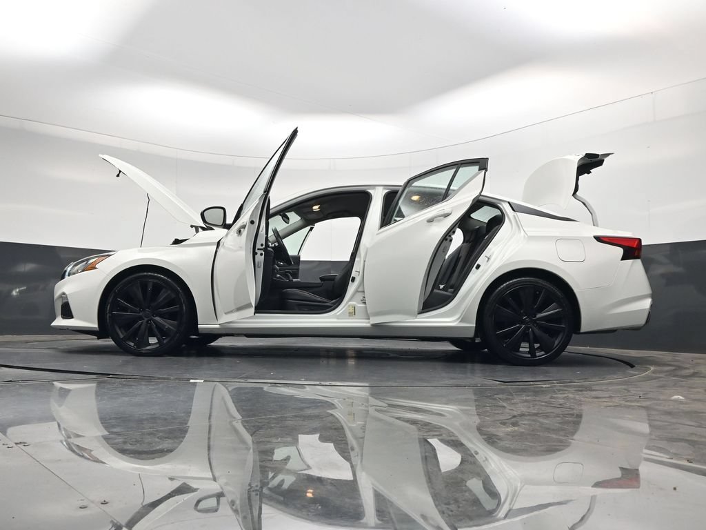 Used 2022 Nissan Altima 2.5 SR FWD image 53