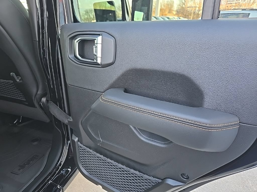 New 2026 Jeep Gladiator Mojave AWD/4WD image 80