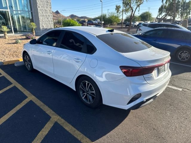 Used 2023 Kia Forte LXS w/ LXS Technology Package FWD image 6