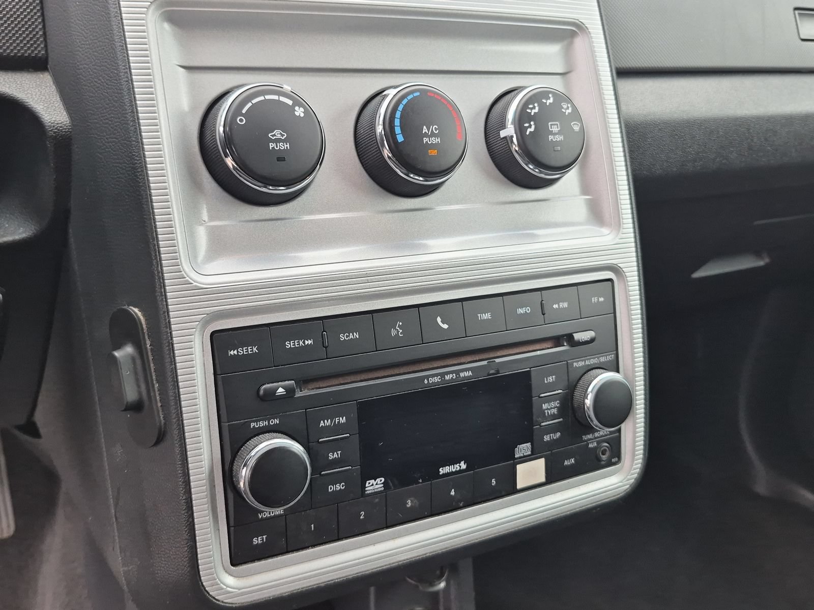 Used 2010 Dodge Journey SE w/ Popular Equipment Group FWD image 25