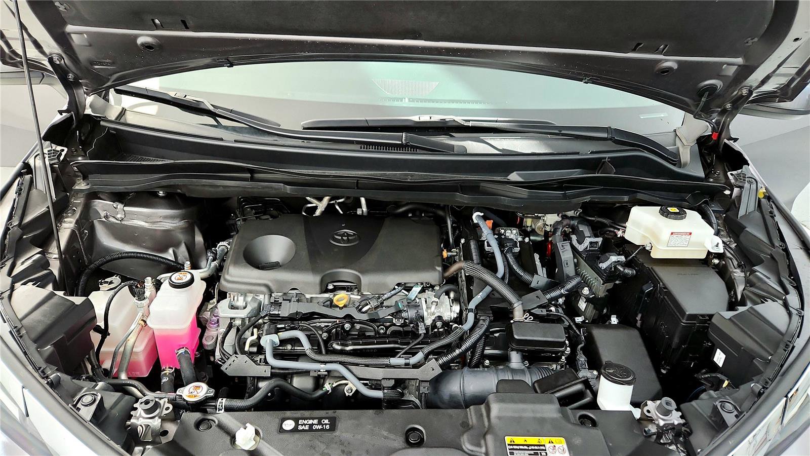 Certified 2024 Toyota Sienna XLE image 15