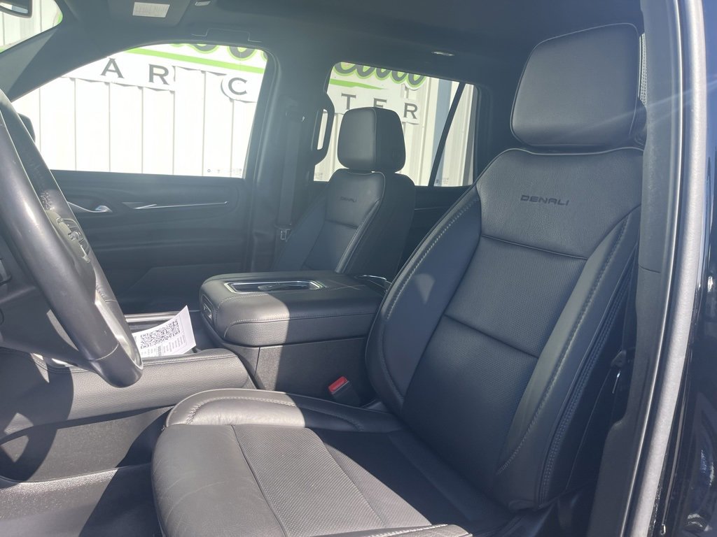 Used 2022 GMC Yukon Denali image 18