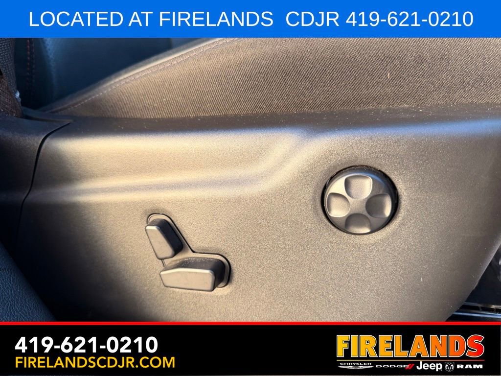 Used 2024 Dodge Durango R/T AWD/4WD image 18