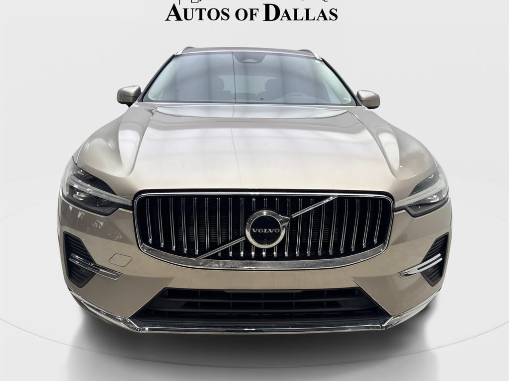 Used 2023 Volvo XC60 B5 Plus FWD image 3