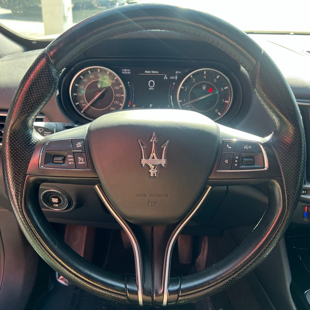 Used 2021 Maserati Levante image 20