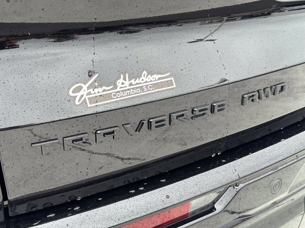 Used 2025 Chevrolet Traverse RS AWD/4WD image 15