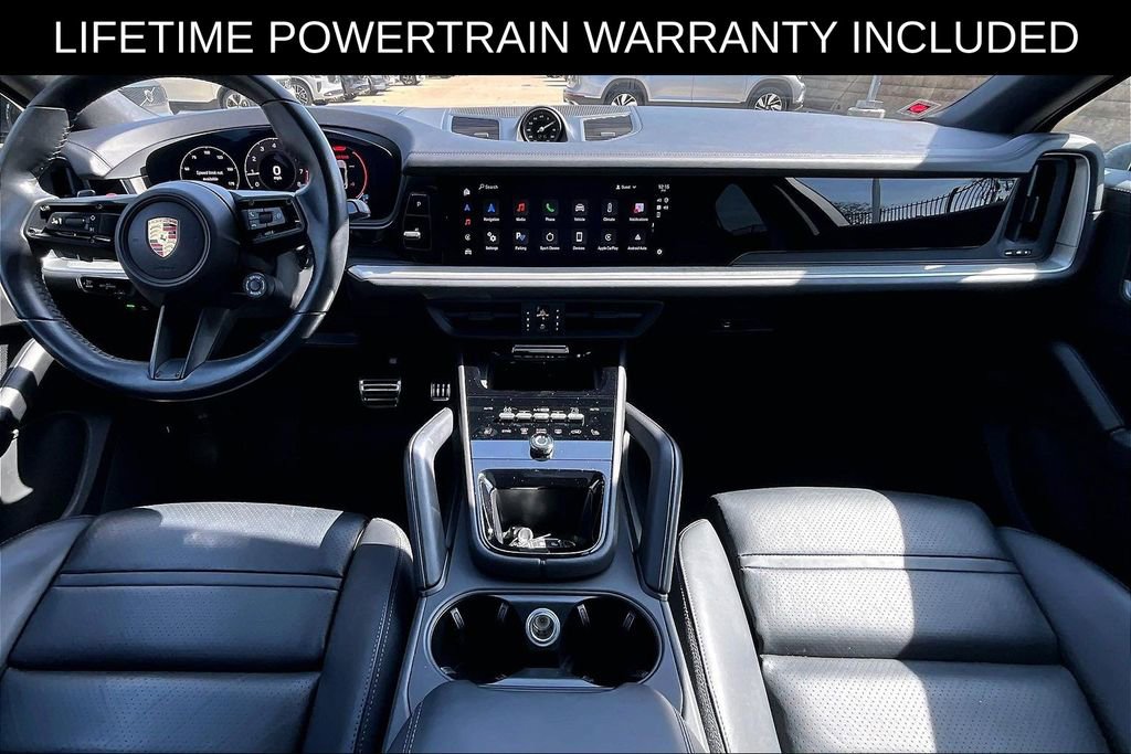 Used 2024 Porsche Cayenne S image 16