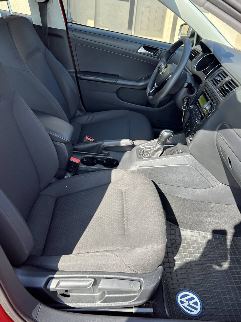 Used 2015 Volkswagen Jetta S FWD image 12