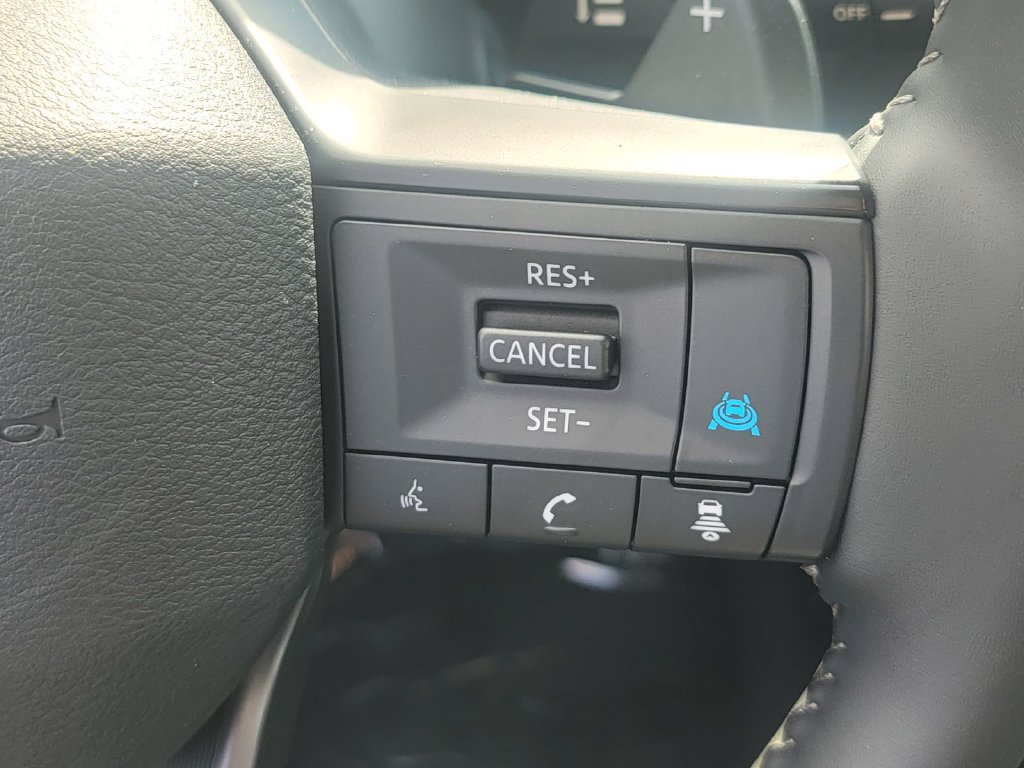 Used 2026 Nissan Rogue SV AWD/4WD image 21