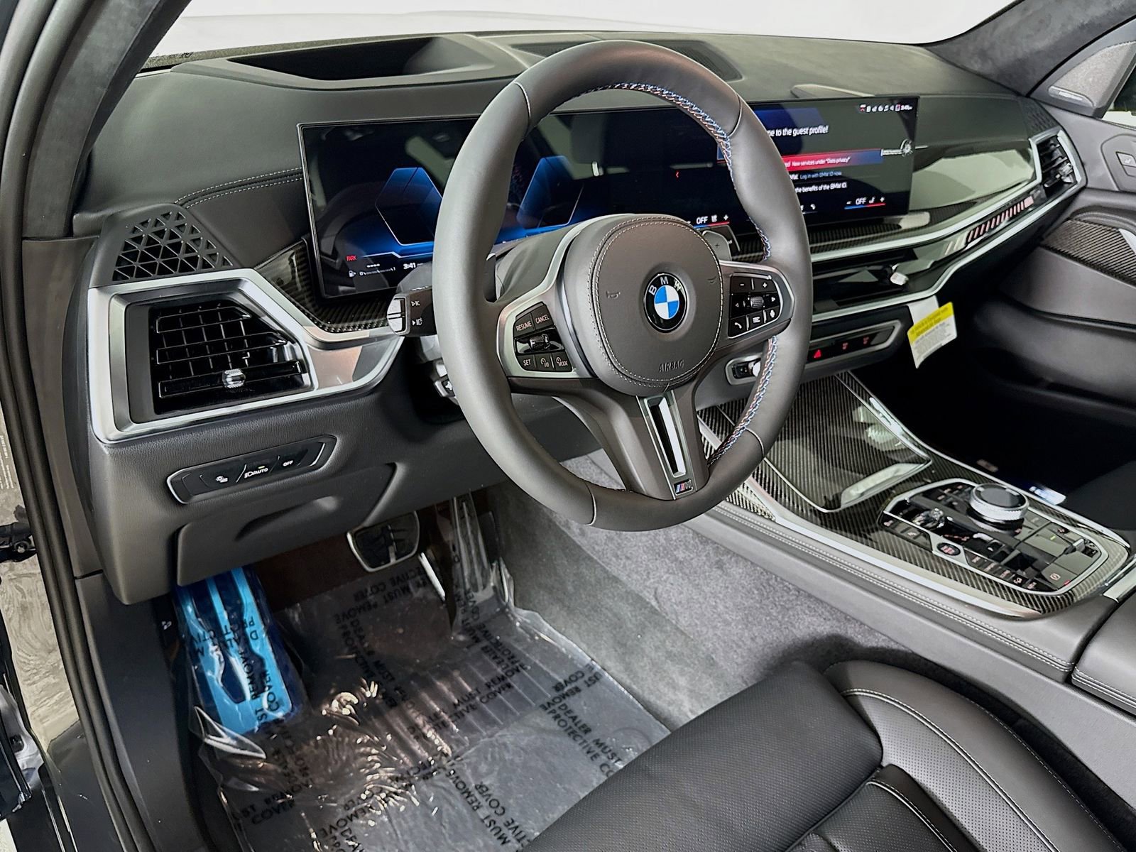 New 2026 BMW X7 M60i image 9