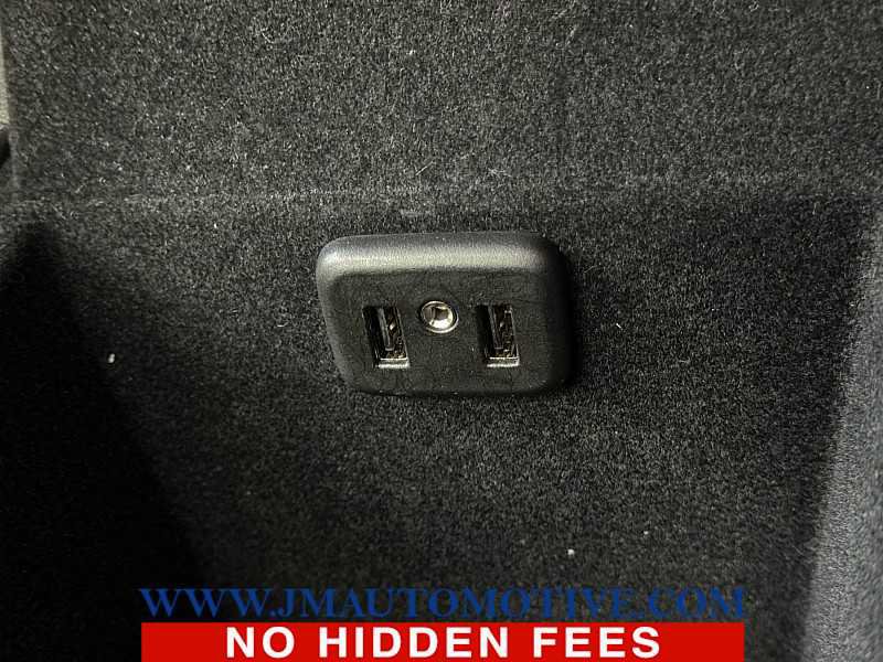 Used 2019 Cadillac XT5 Platinum image 41