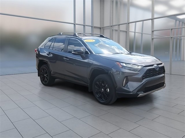 Used 2024 Toyota RAV4 XSE image 8