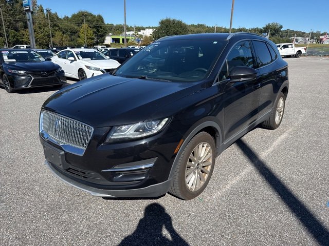 Used 2019 Lincoln MKC Premiere image 3