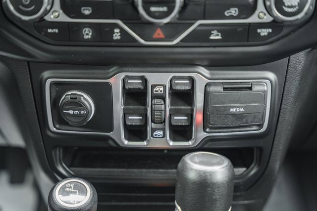 Used 2022 Jeep Wrangler Unlimited Sport image 34