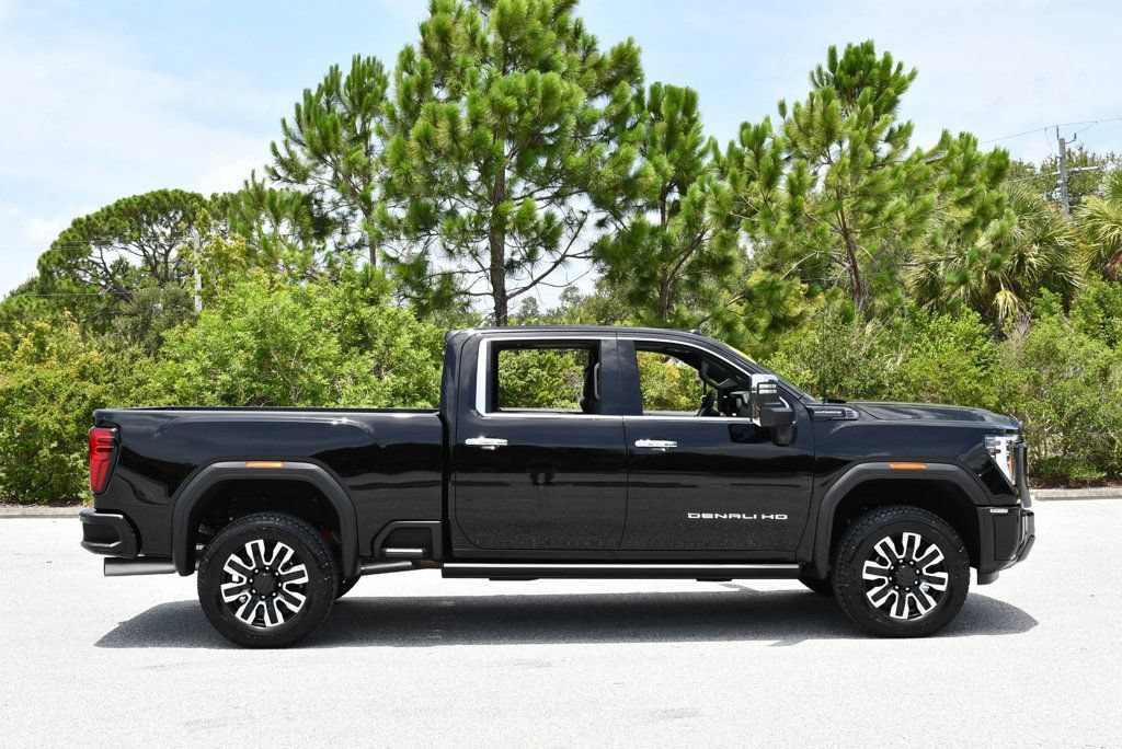 Used 2026 GMC Sierra 2500 Denali Ultimate w/ Max Trailering Package AWD/4WD image 36