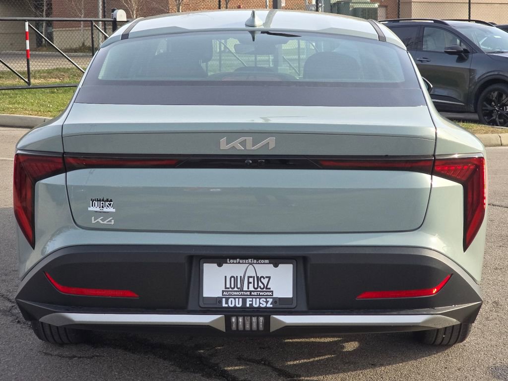 New 2025 Kia K4 LXS image 13