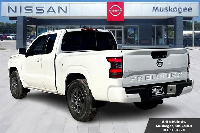 New 2025 Nissan Frontier SV w/ SV Convenience Package image 3