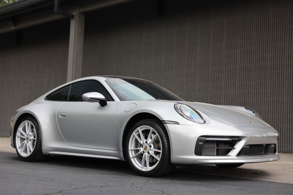 Used 2024 Porsche 911 Carrera w/ Premium Package image 28