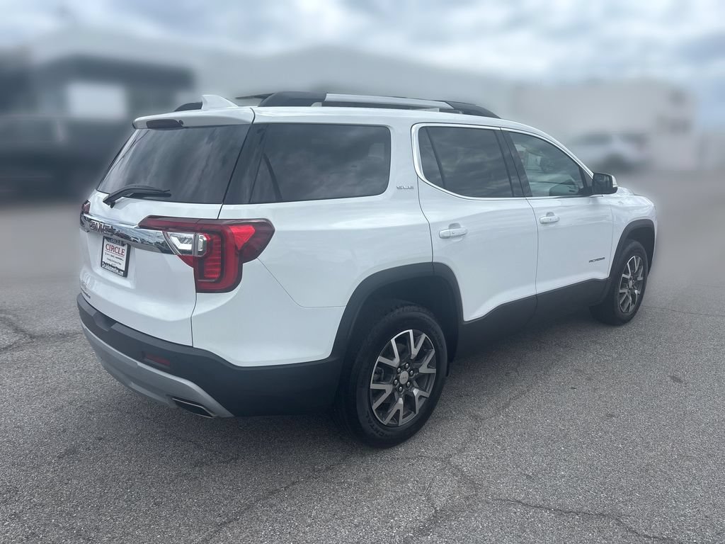 Used 2023 GMC Acadia SLE w/ Driver Convenience Package FWD image 8