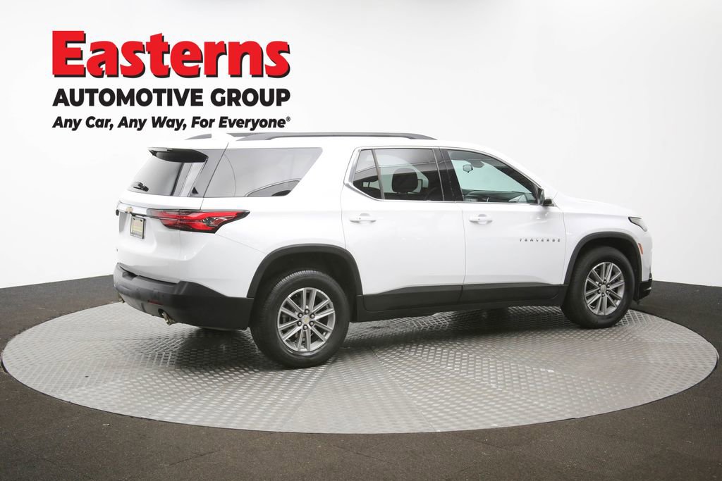 Used 2022 Chevrolet Traverse LT image 45