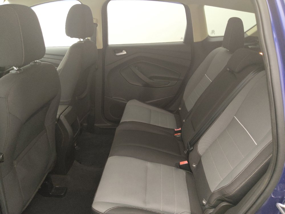 Used 2015 Ford Escape SE FWD image 18