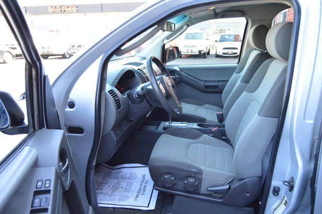 Used 2008 Nissan Xterra S w/ Supplemental Air Bag Pkg RWD image 40