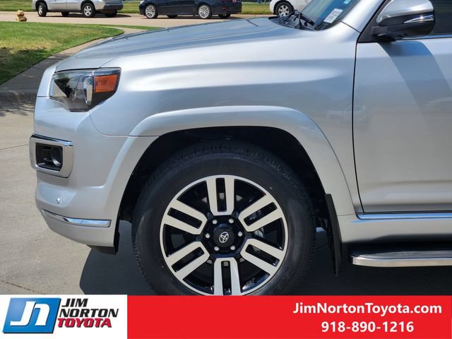 Used 2023 Toyota 4Runner Limited AWD/4WD image 9