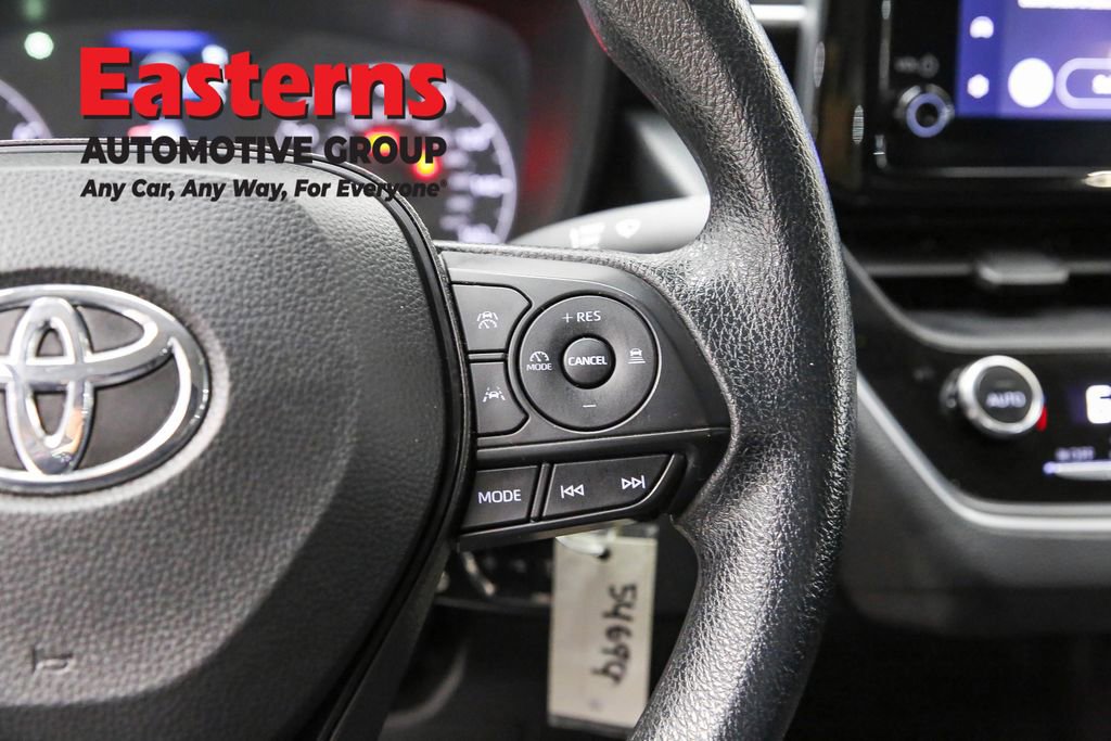 Used 2023 Toyota Corolla LE image 16