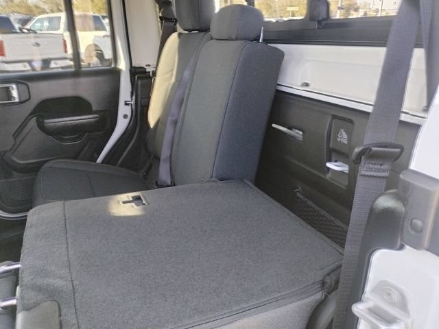 New 2026 Jeep Gladiator Sport AWD/4WD image 13