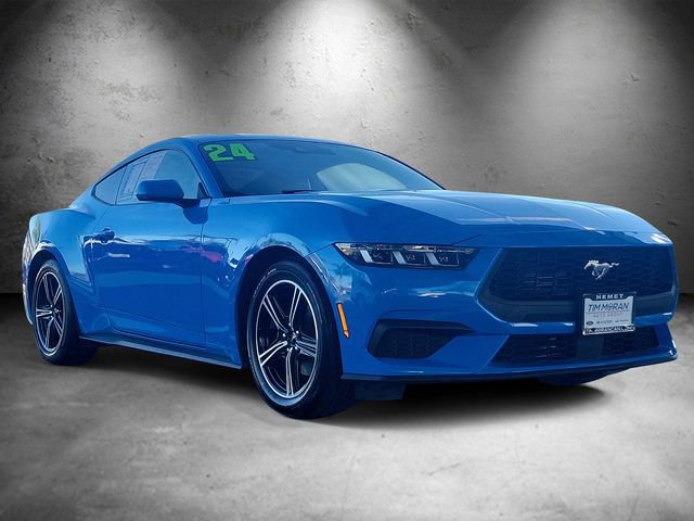 Used 2024 Ford Mustang Premium image 2