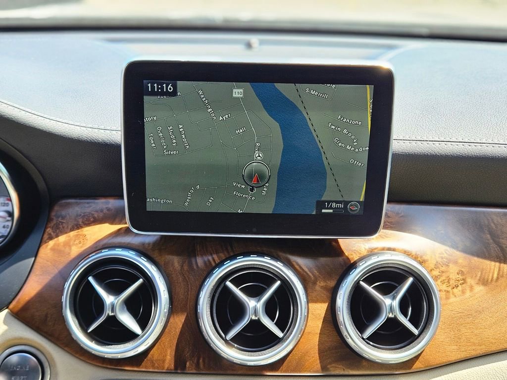 Used 2016 Mercedes-Benz GLA 250 4MATIC image 21