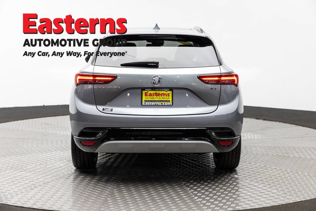 Used 2023 Buick Envision Essence w/ Sport Touring Package FWD image 6