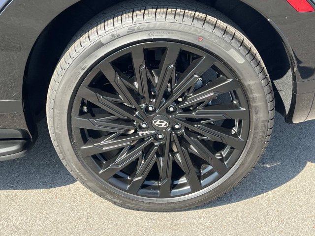 New 2027 Hyundai Santa Fe Calligraphy FWD image 11