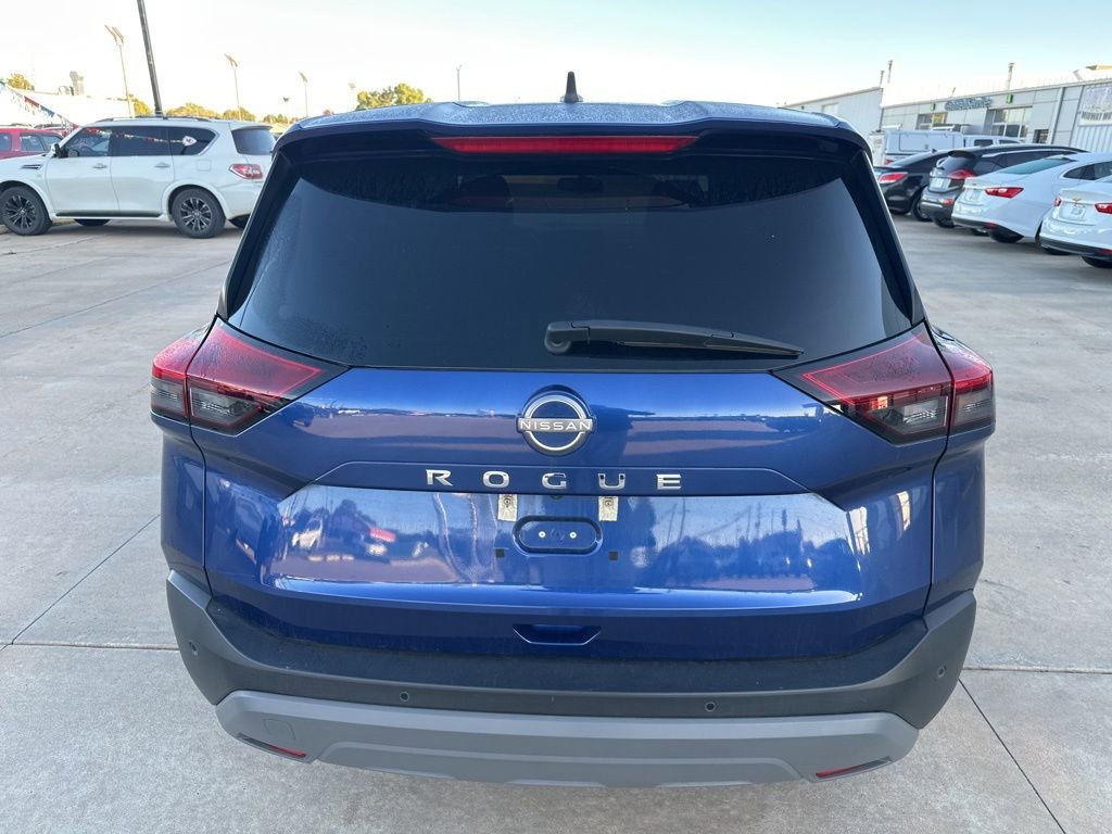 Used 2023 Nissan Rogue S image 27