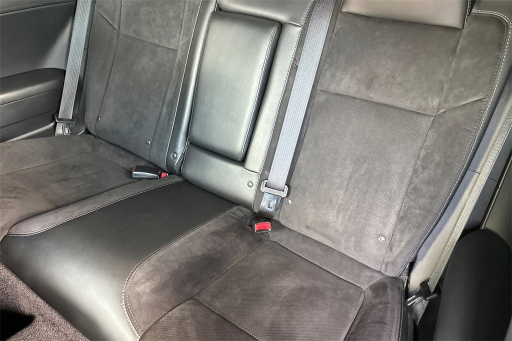 Used 2018 Dodge Challenger R/T Scat Pack w/ Leather Interior Group image 5