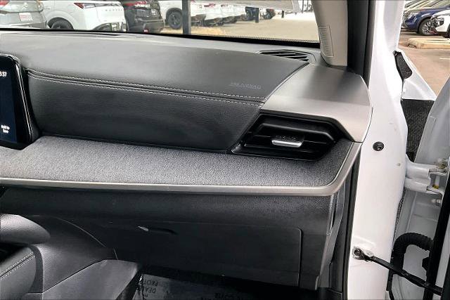 Certified 2025 Nissan Kicks SV AWD/4WD image 18