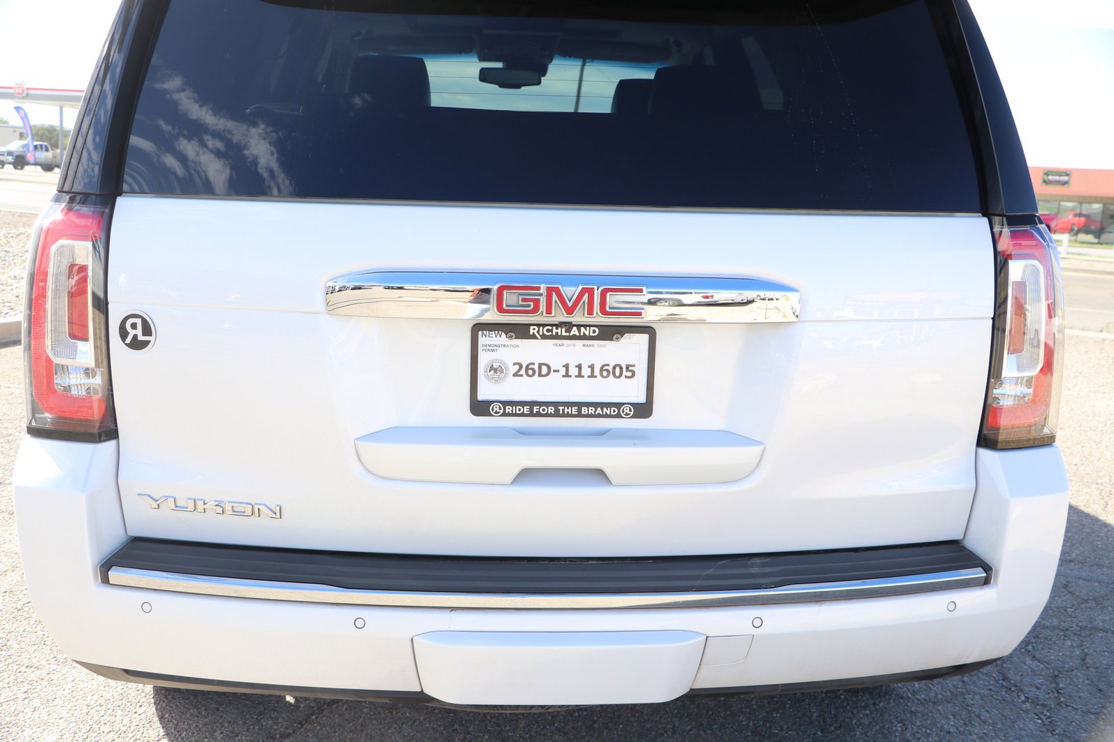 Used 2019 GMC Yukon Denali w/ Denali Ultimate Package image 6