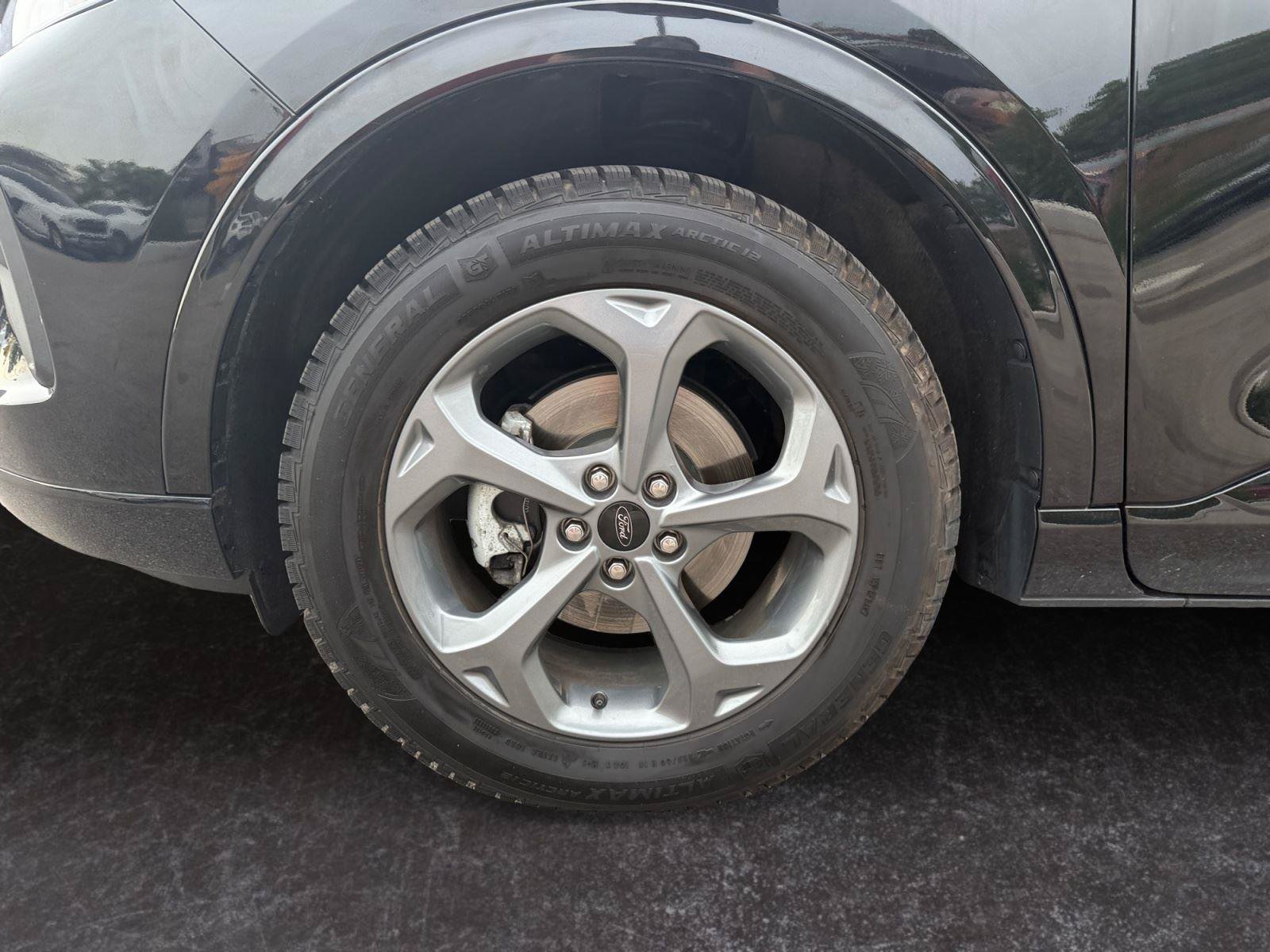 Used 2023 Ford Escape ST-Line AWD/4WD image 15